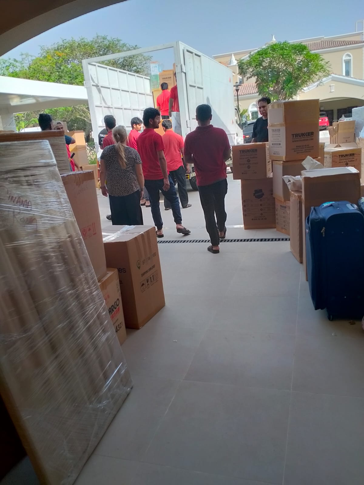 نقل اثاث الشارقة